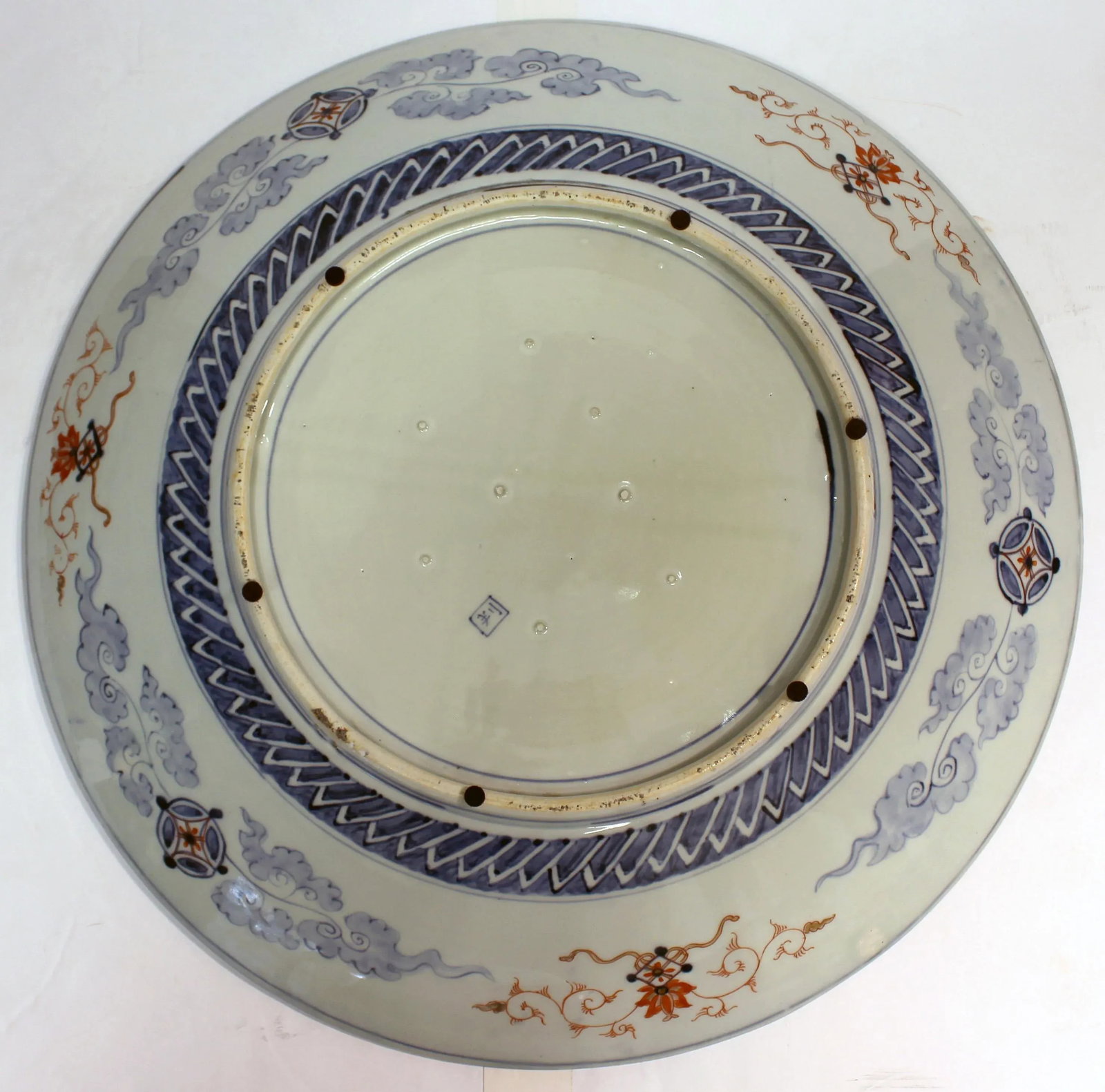 Circa 1860-80 Japanese Imari Grand Scale Charger - 2