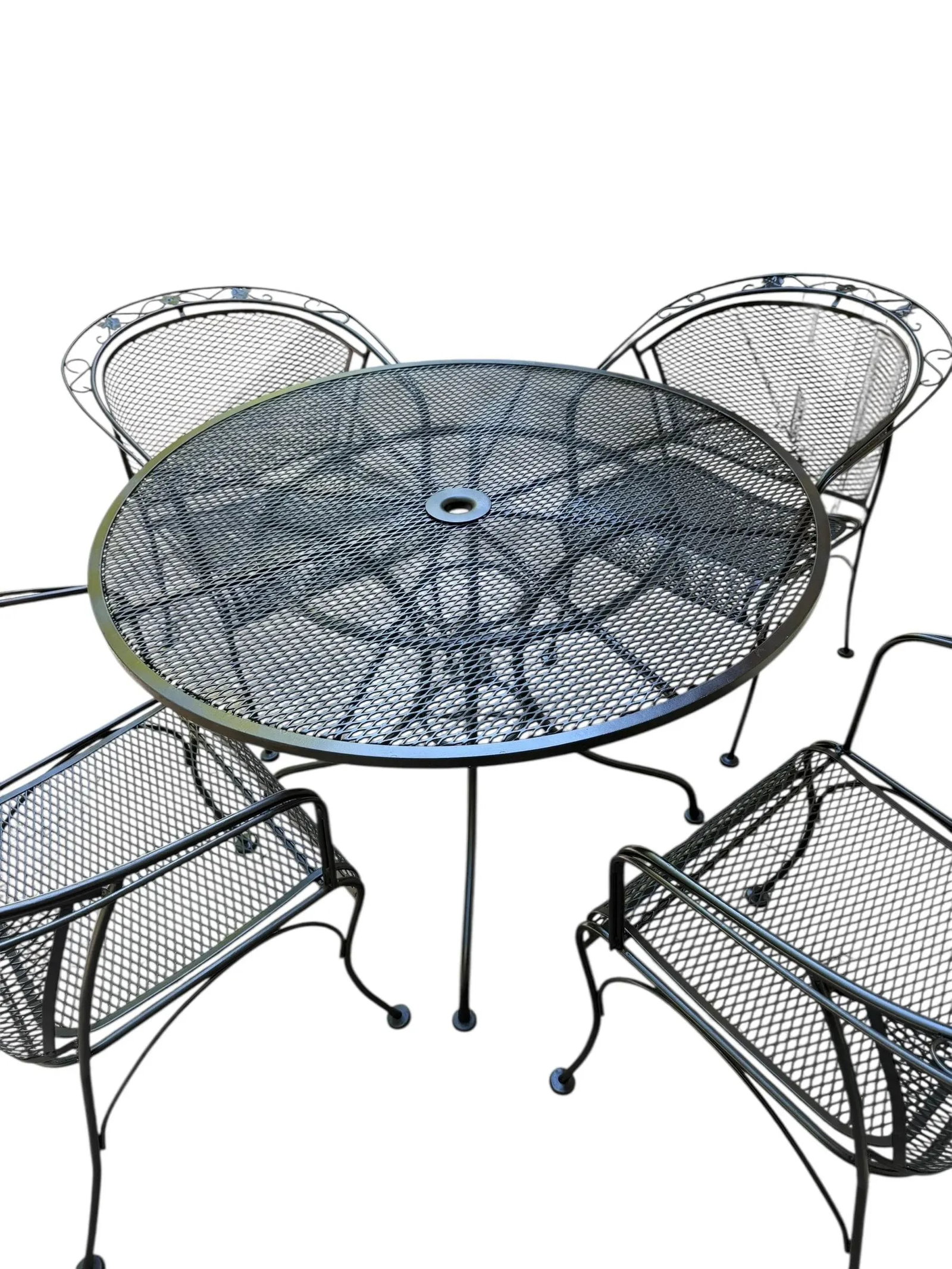Wrought Iron Russell Woodard Restored Indoor/Outdoor Patio Table With 4 Barrel Chairs - 10