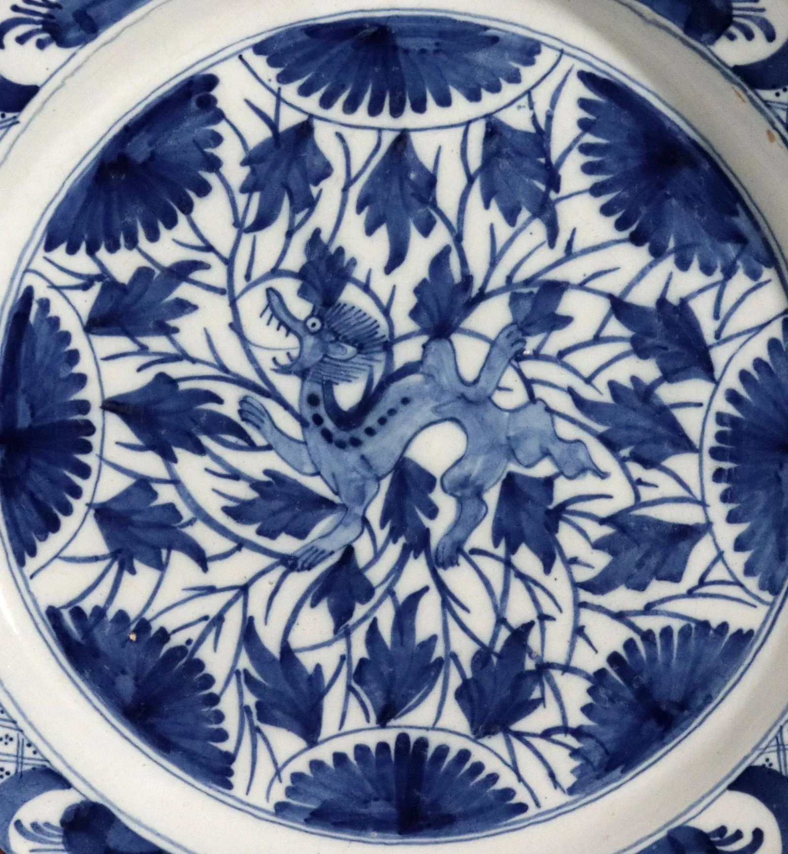 Dutch Delft Large Dish With Chinoiserie Dragon Design - 4