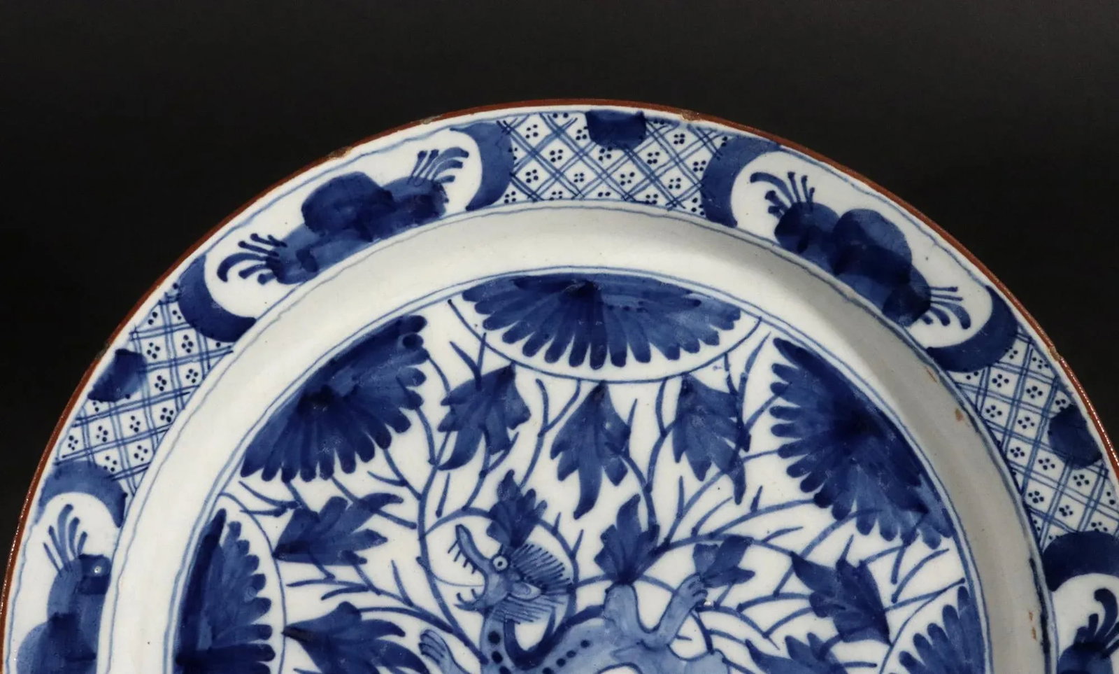 Dutch Delft Large Dish With Chinoiserie Dragon Design - 7
