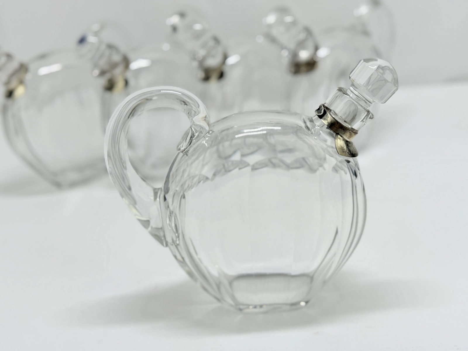 Set of 5 Crystal Liqueur Decanters by Jacques Adnet for Baccarat, Circa 1930 - 6