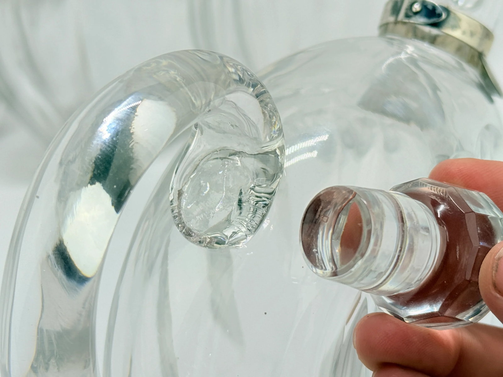 Set of 5 Crystal Liqueur Decanters by Jacques Adnet for Baccarat, Circa 1930 - 7