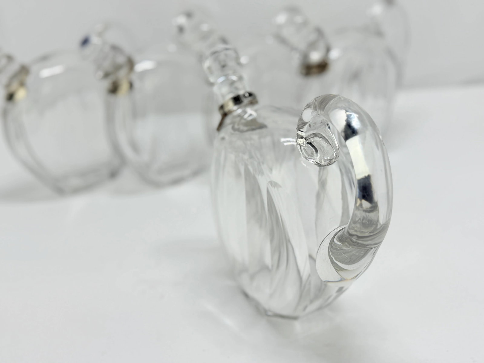 Set of 5 Crystal Liqueur Decanters by Jacques Adnet for Baccarat, Circa 1930 - 8