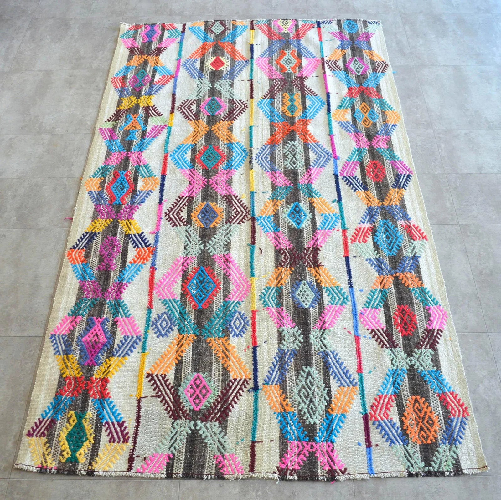 Vintage Rug Hand Woven Colorful Anatolian Kurdish Kilim Rug - 4'6" X 8'2" - 2