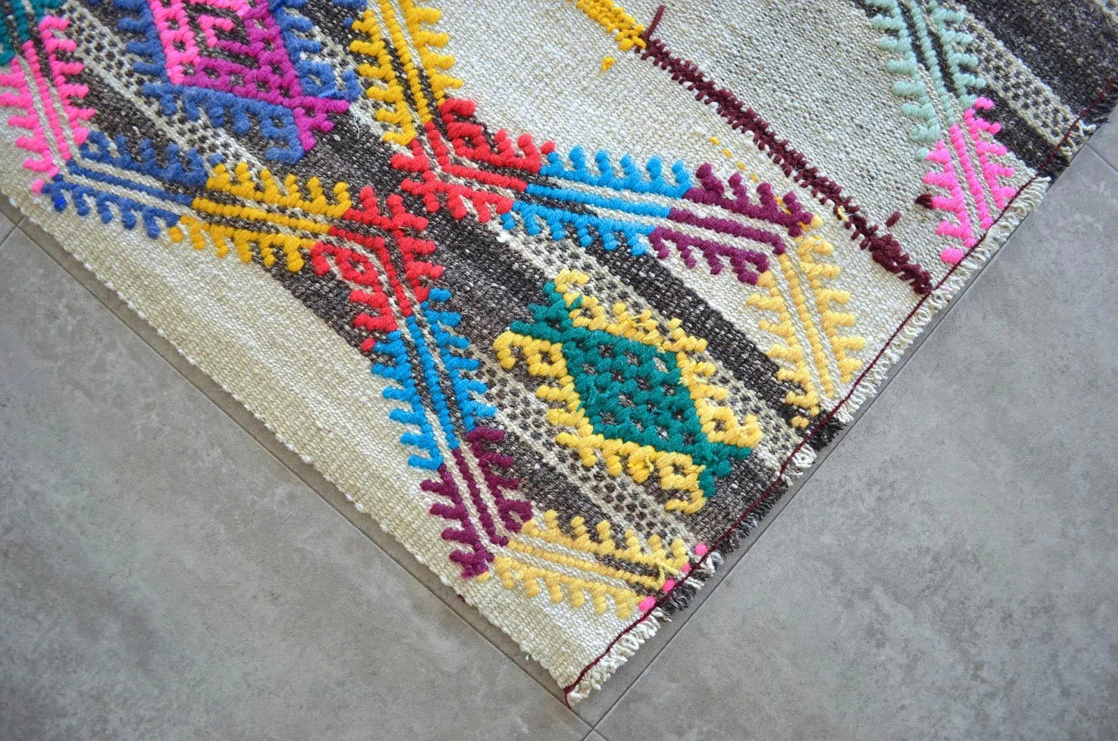 Vintage Rug Hand Woven Colorful Anatolian Kurdish Kilim Rug - 4'6" X 8'2" - 7