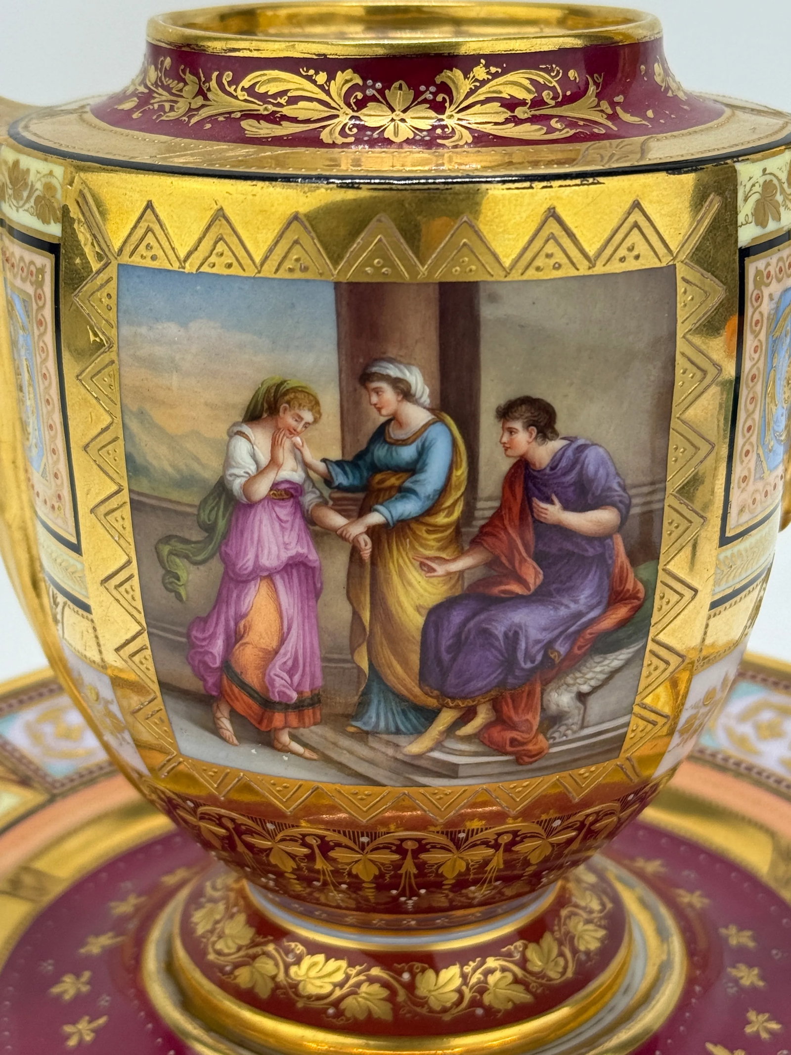 Royal Vienna Porcelain Covered Pitcher & Underplate Hector and Paris, Circa 1830 - 12