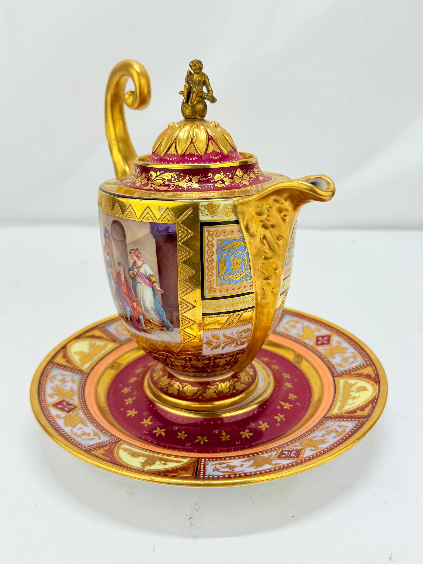 Royal Vienna Porcelain Covered Pitcher & Underplate Hector and Paris, Circa 1830 - 5