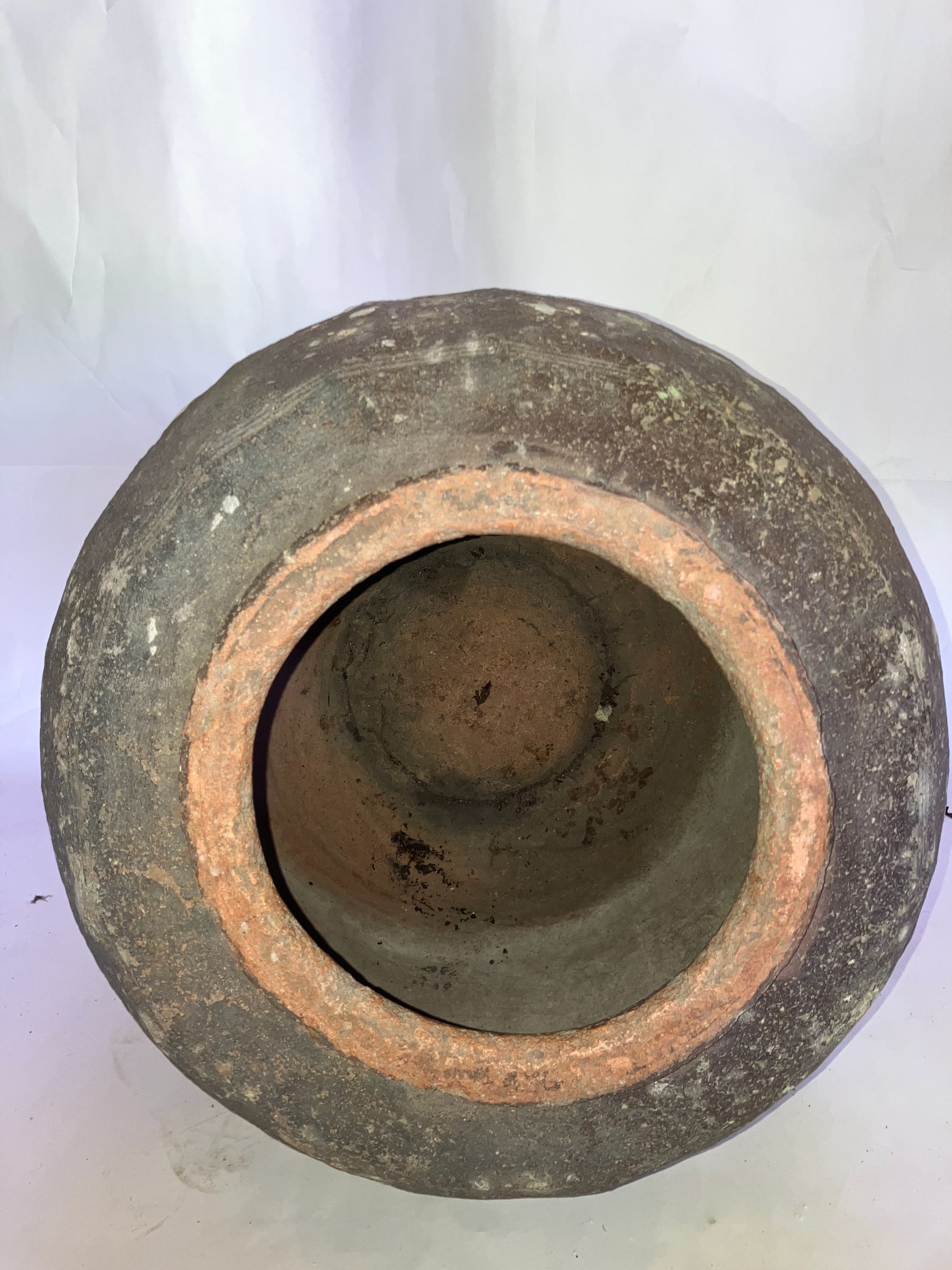 Ming Dynasty 16th Century Black Egg Export Vessel - 8