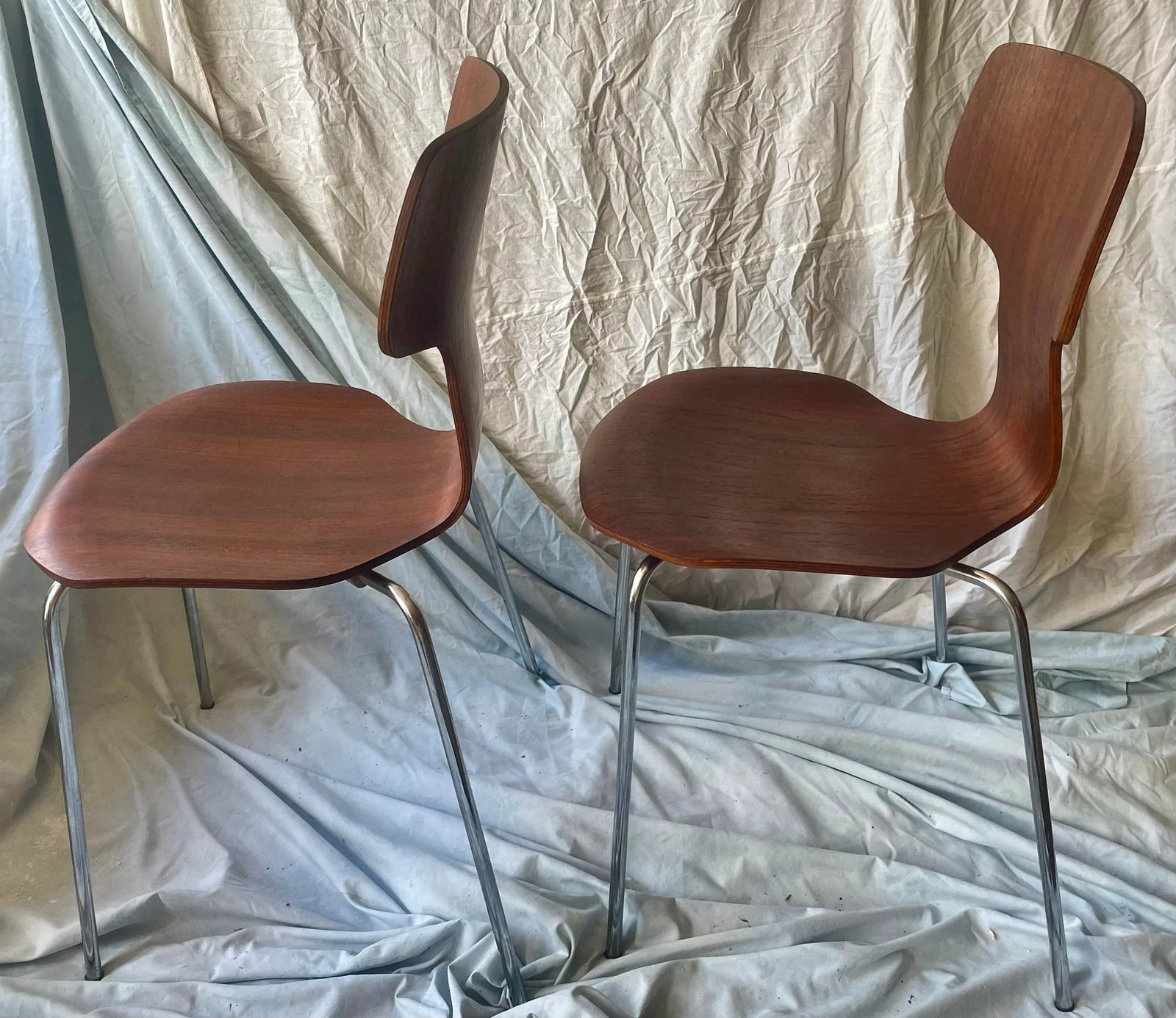 Fritz Hansen Denmark 1974 Plywood Hammer Stackable Chairs Set of 2 Refinished - 2