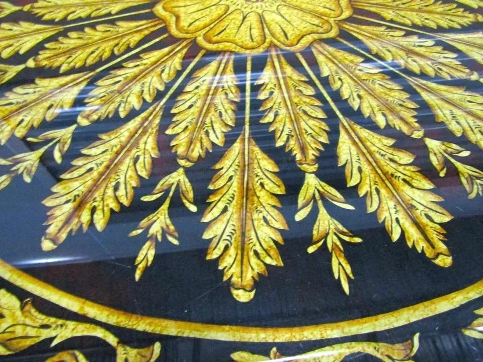 Maitland-Smith Verre Eglomise Reverse Painted Glass Table With Lotus Blossom Brass Feet 1980s - 7