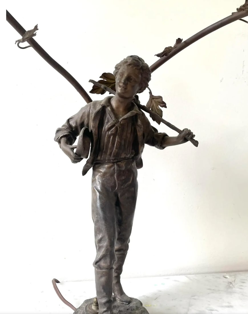 Vintage Art Nouveau Bronze Spelter Sculptured Table Lamp - Made in France - 2