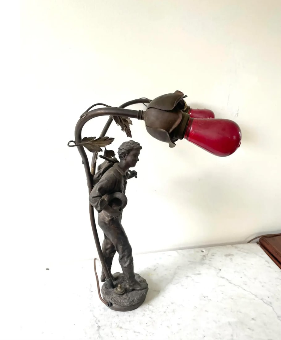 Vintage Art Nouveau Bronze Spelter Sculptured Table Lamp - Made in France - 6