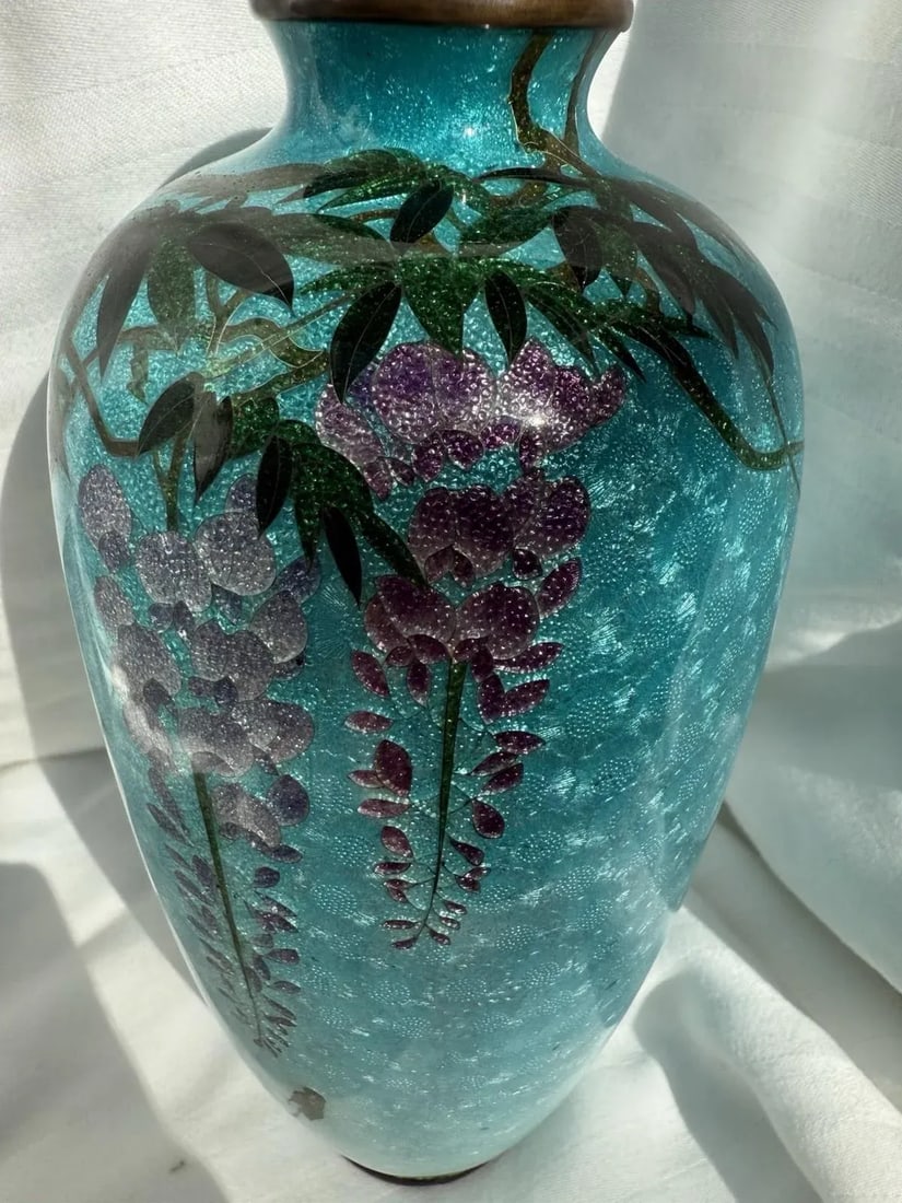 Japanese Cloisonne Enamel Vase Wisteria Ice Blue Ground 7 in Antique Meiji Era - 3