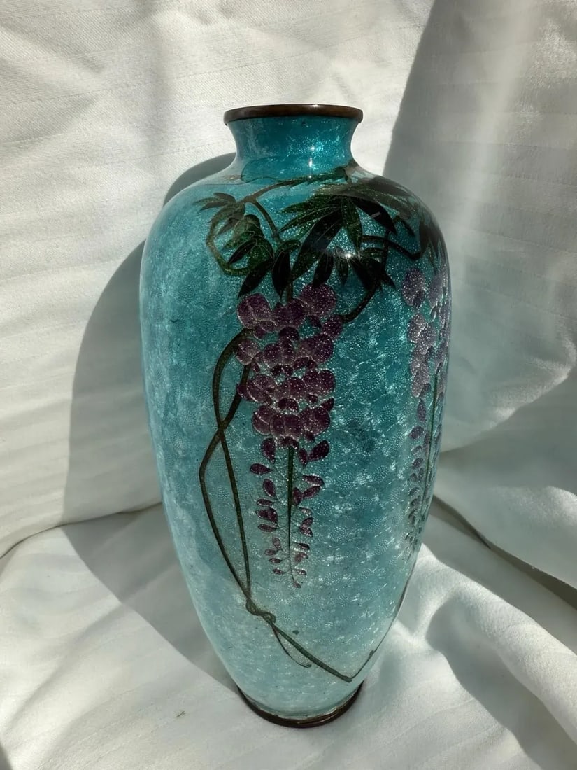 Japanese Cloisonne Enamel Vase Wisteria Ice Blue Ground 7 in Antique Meiji Era - 4