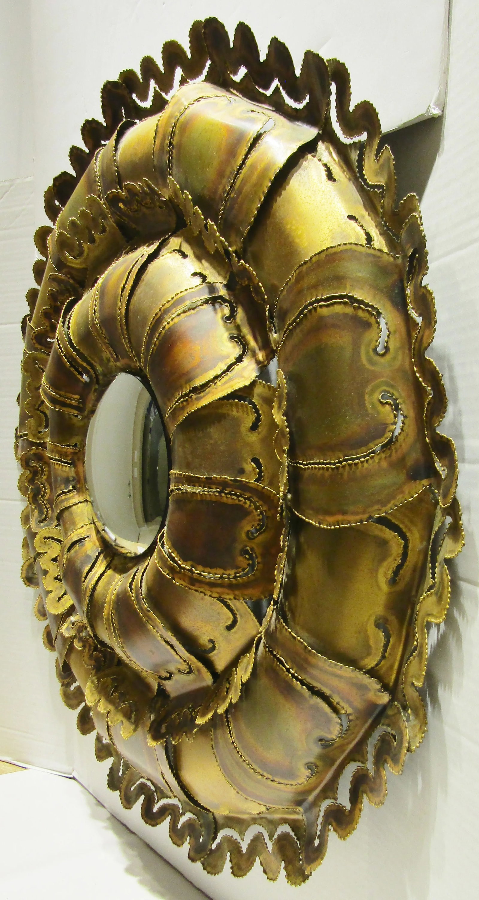 MCM Brutalist Torch Cut Brass Tom Greene Style Convex Round Wall Mirror C 1970s - 5