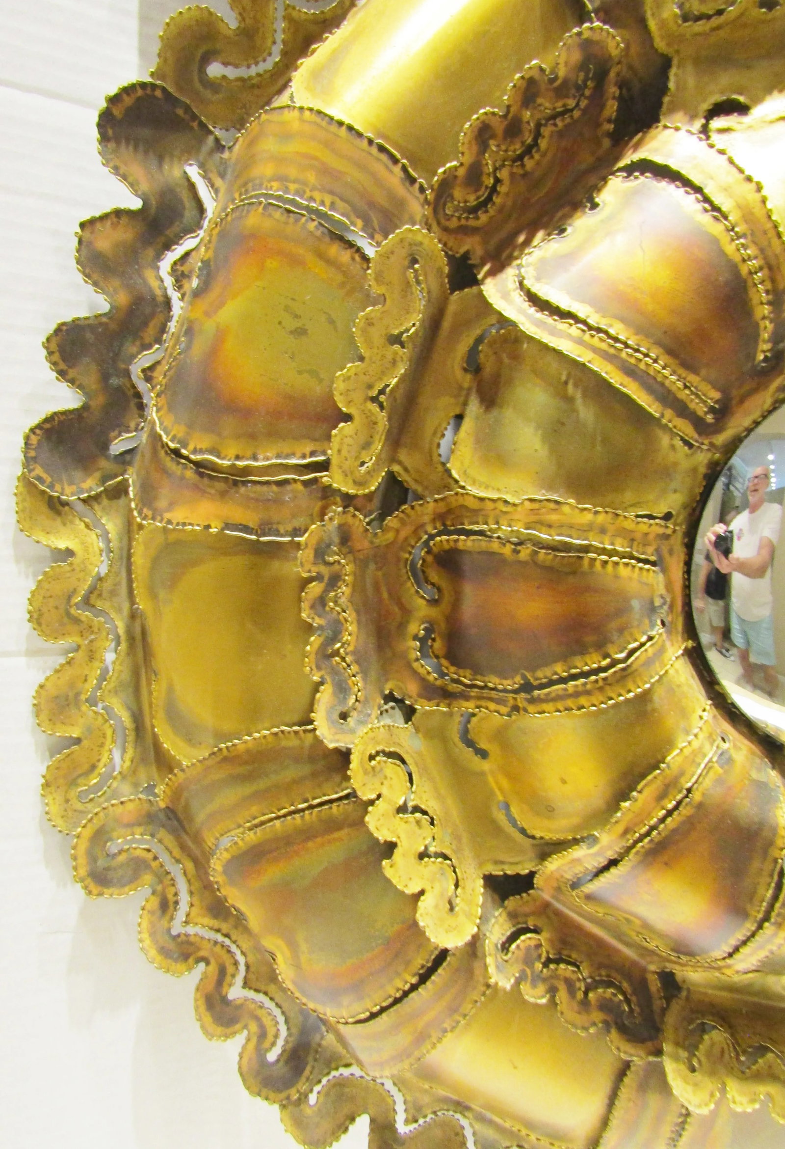 MCM Brutalist Torch Cut Brass Tom Greene Style Convex Round Wall Mirror C 1970s - 8