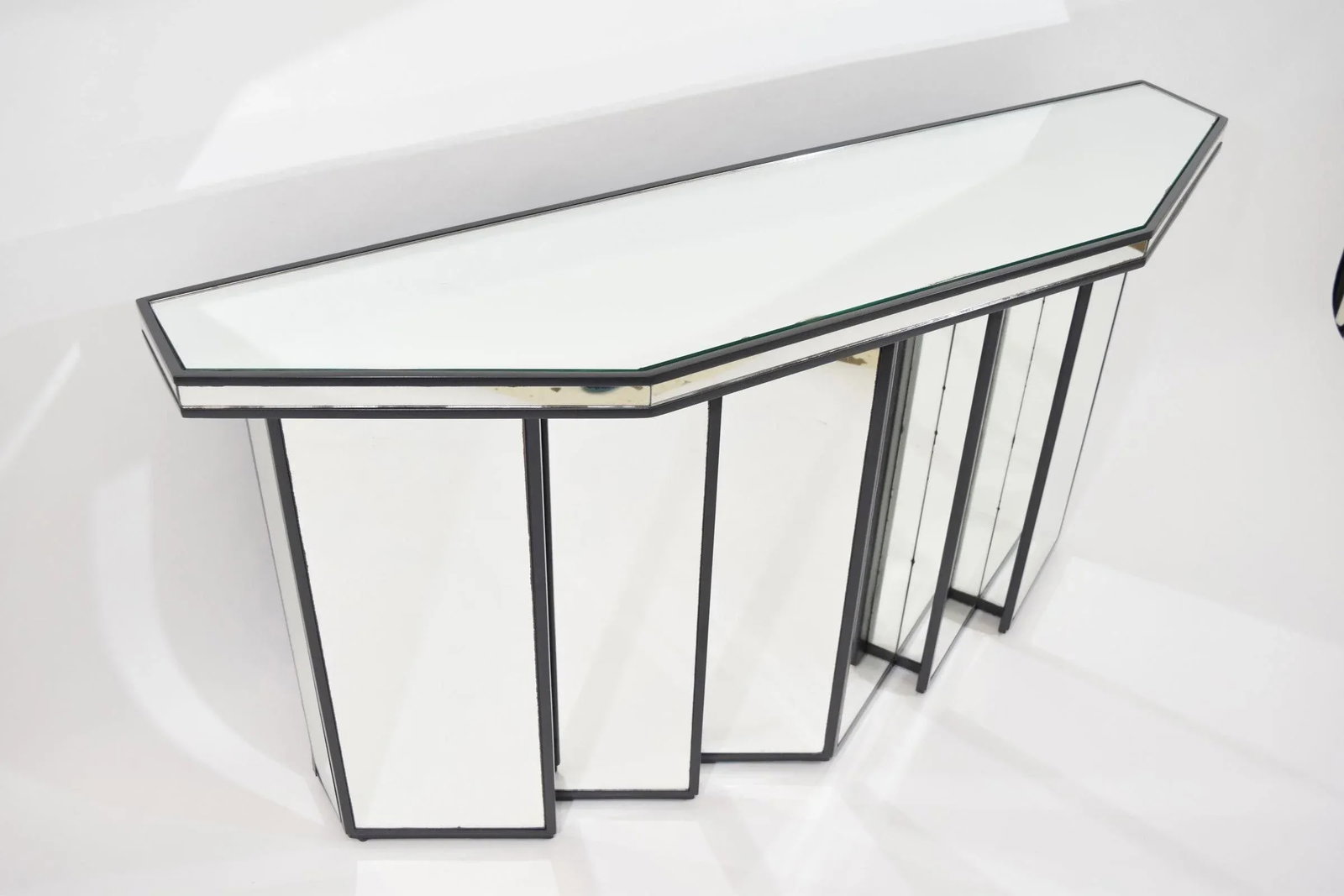 Mid 20th Century Faceted Console With Cubist Mirror - 7