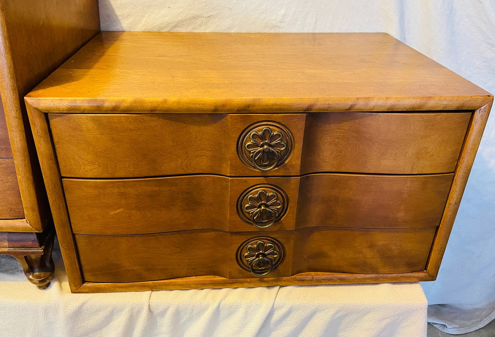 Vintage Thomasville/Kent Coffey Style Tamerlane Nightstand - 9