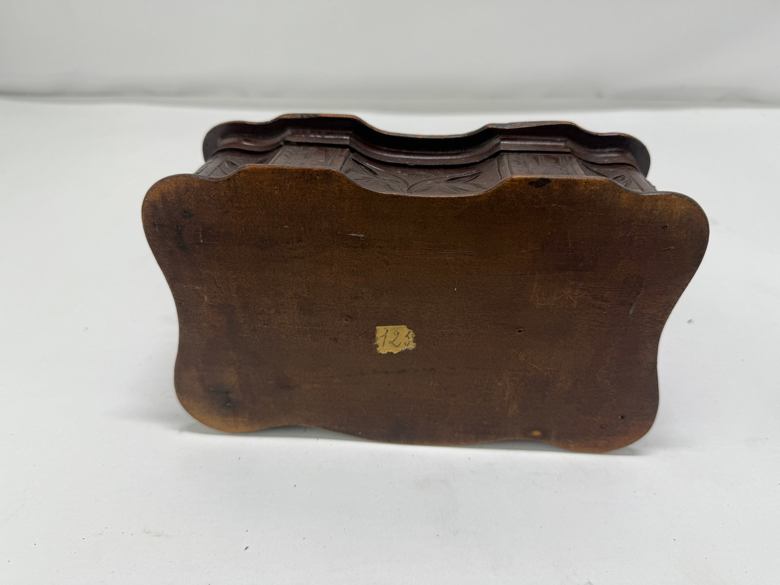 Mid-19th Century Carved Walnut Jewelry or Trinket Box, Likely Black Forest - 6