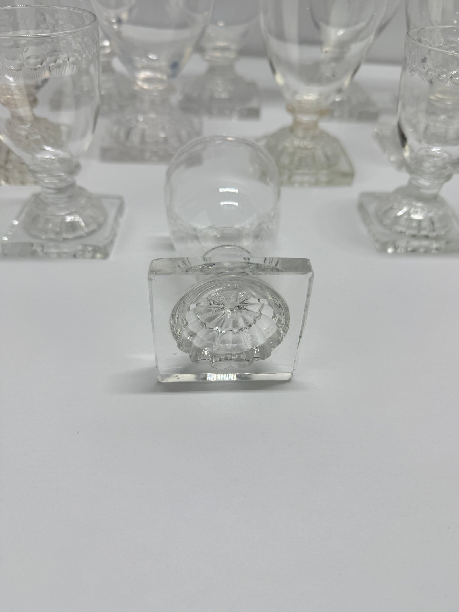 Set of Seventeen Lemon Squeezer–Foot Etched Glasses, C. 1810 & William Yeoward - 2