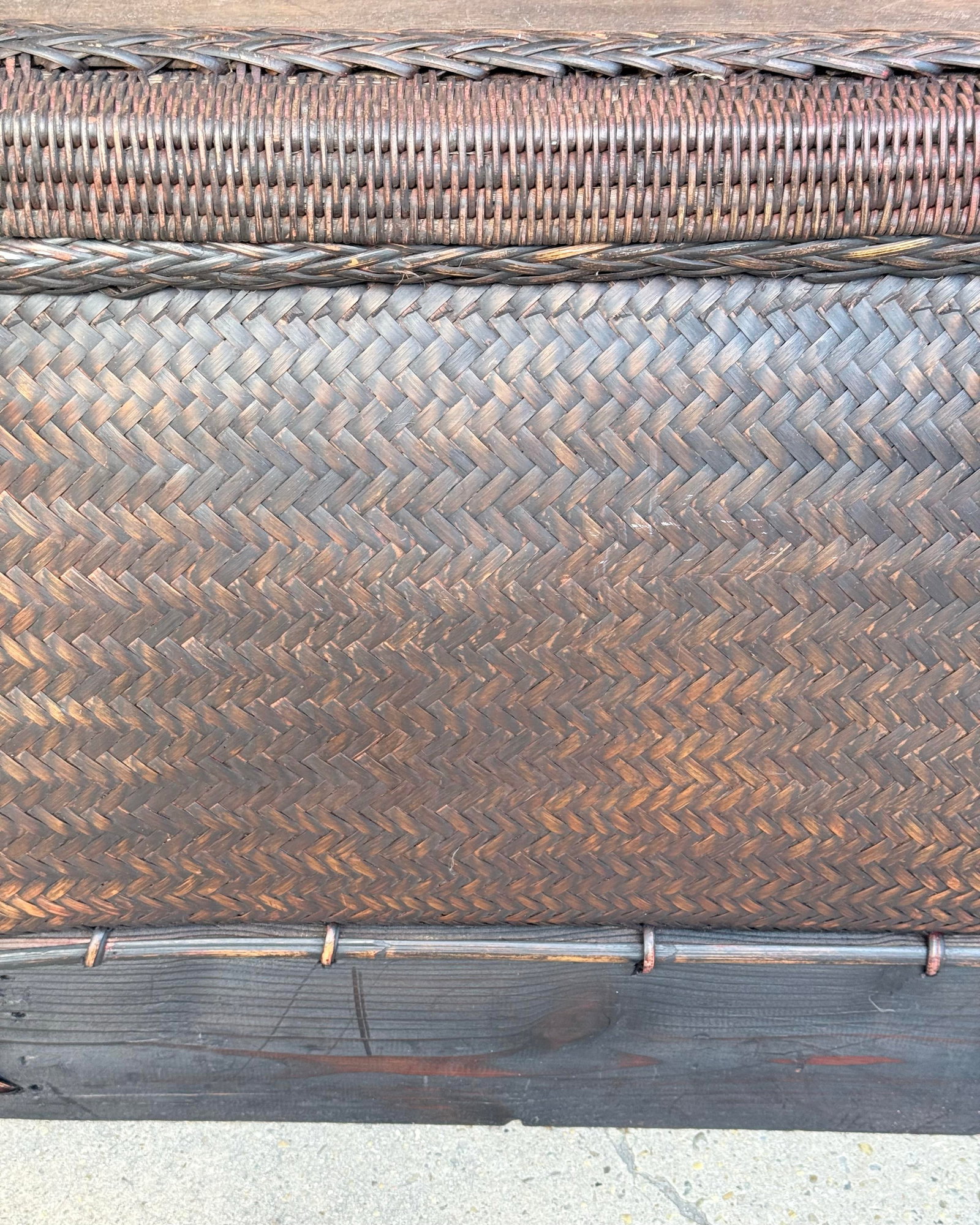 Mid-20th Century Thai Woven Rattan Basket Table With Carved Figures - 8