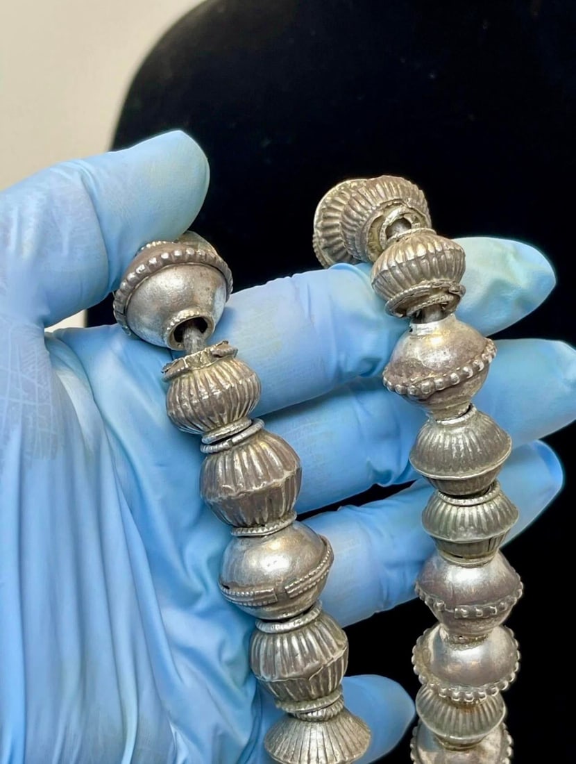 Antique Afghani Silver Balochi Bead Necklace. Antique Afghanistan Jewelry - 6