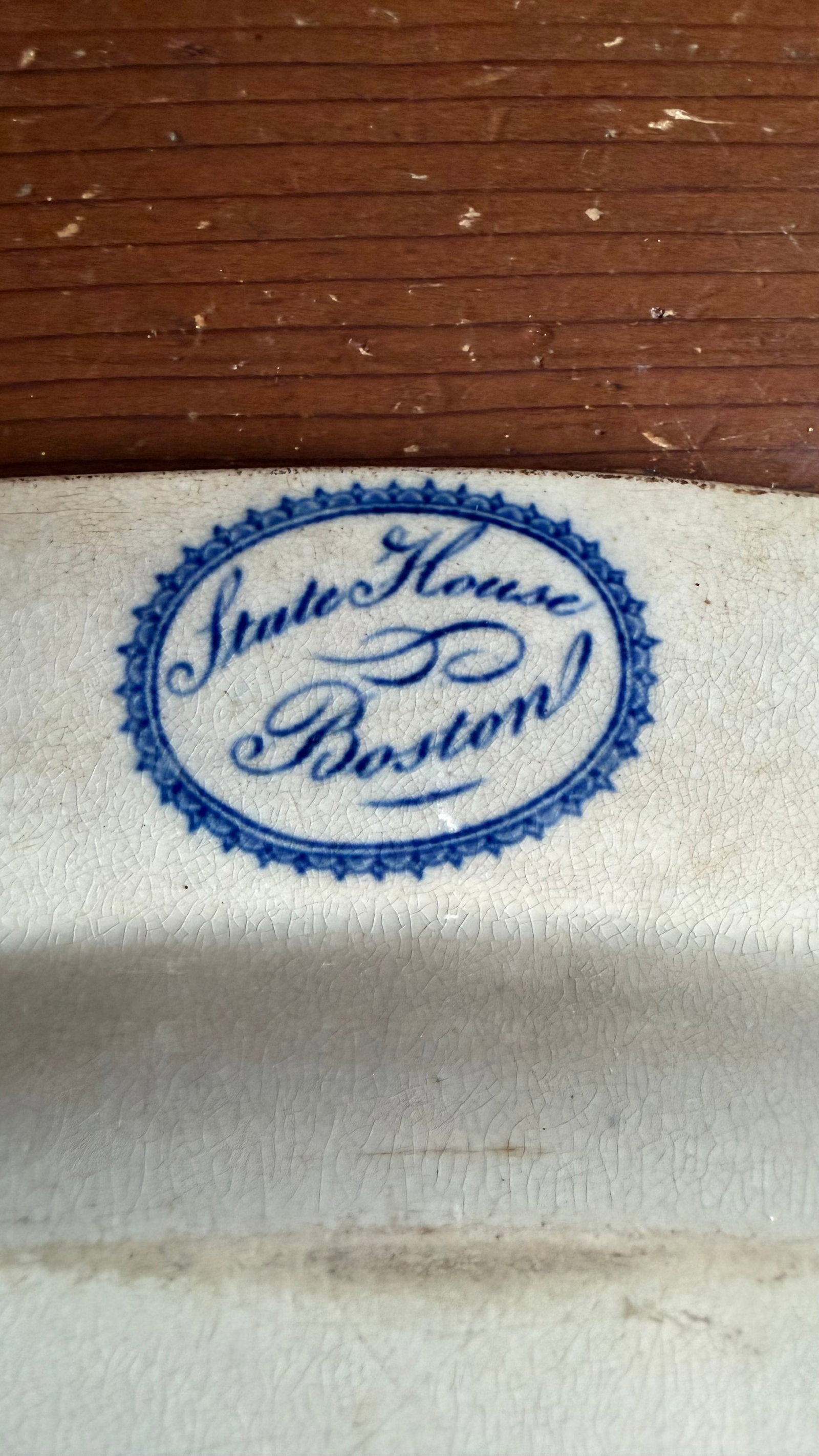 A Very Nice Antique Historical Blue Decorated Staffordshire Platter "State House Boston" by J. Stubb - 10