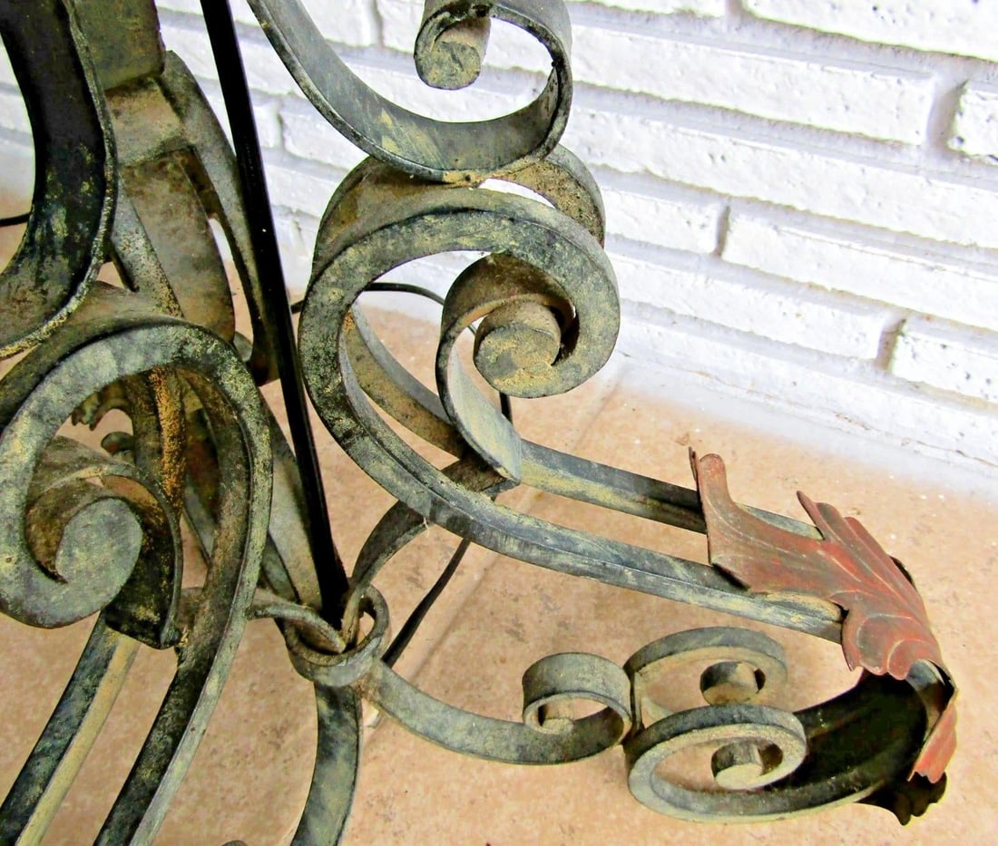 1920s French Art Deco Wrought Iron Scrollwork and Leaves Tripod Floor Lamp and Shade - 14