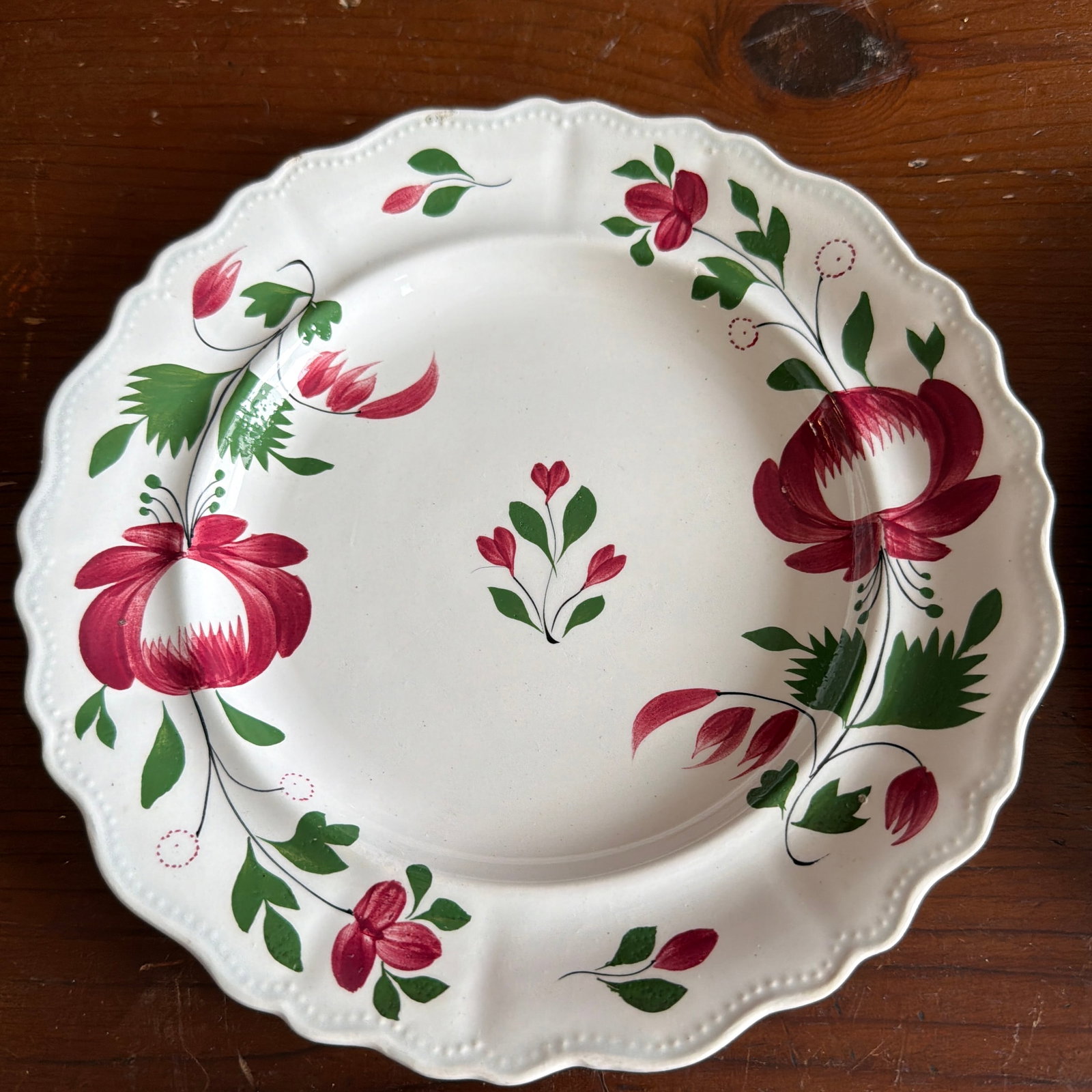 A Very Nice Set of 7 of Antique Staffordshire Early Adam's Rose Plates, Circa 1830 - 6