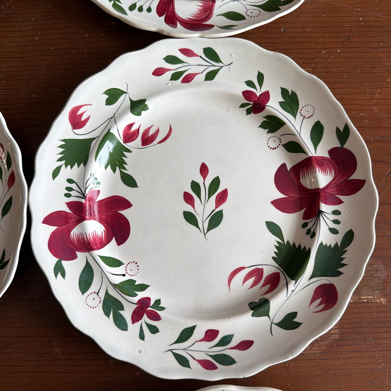A Very Nice Set of 7 of Antique Staffordshire Early Adam's Rose Plates, Circa 1830 - 8