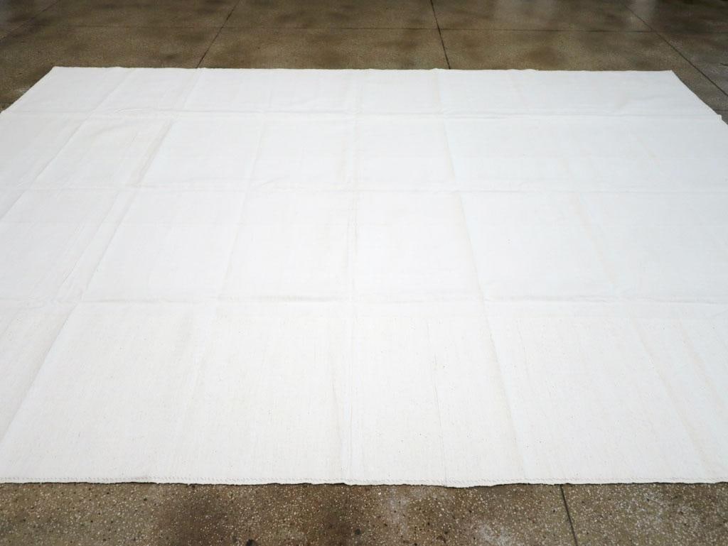 Galerie Shabab Collection Mid-20th Century Handmade Turkish Flatweave Kilim Room Size Carpet - 5