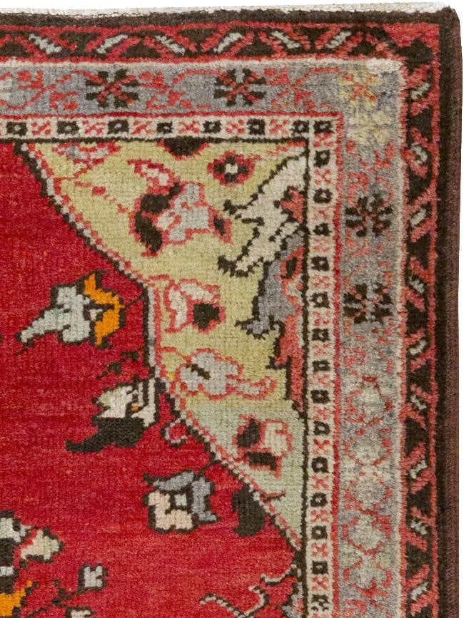 Galerie Shabab Collection Mid-20th Century Turkish Anatolian Throw Rug - 2