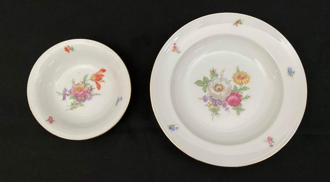 1980s Exceptional Set of Furstenberg "Ancestral Dresden" China - 71 Pieces - 9