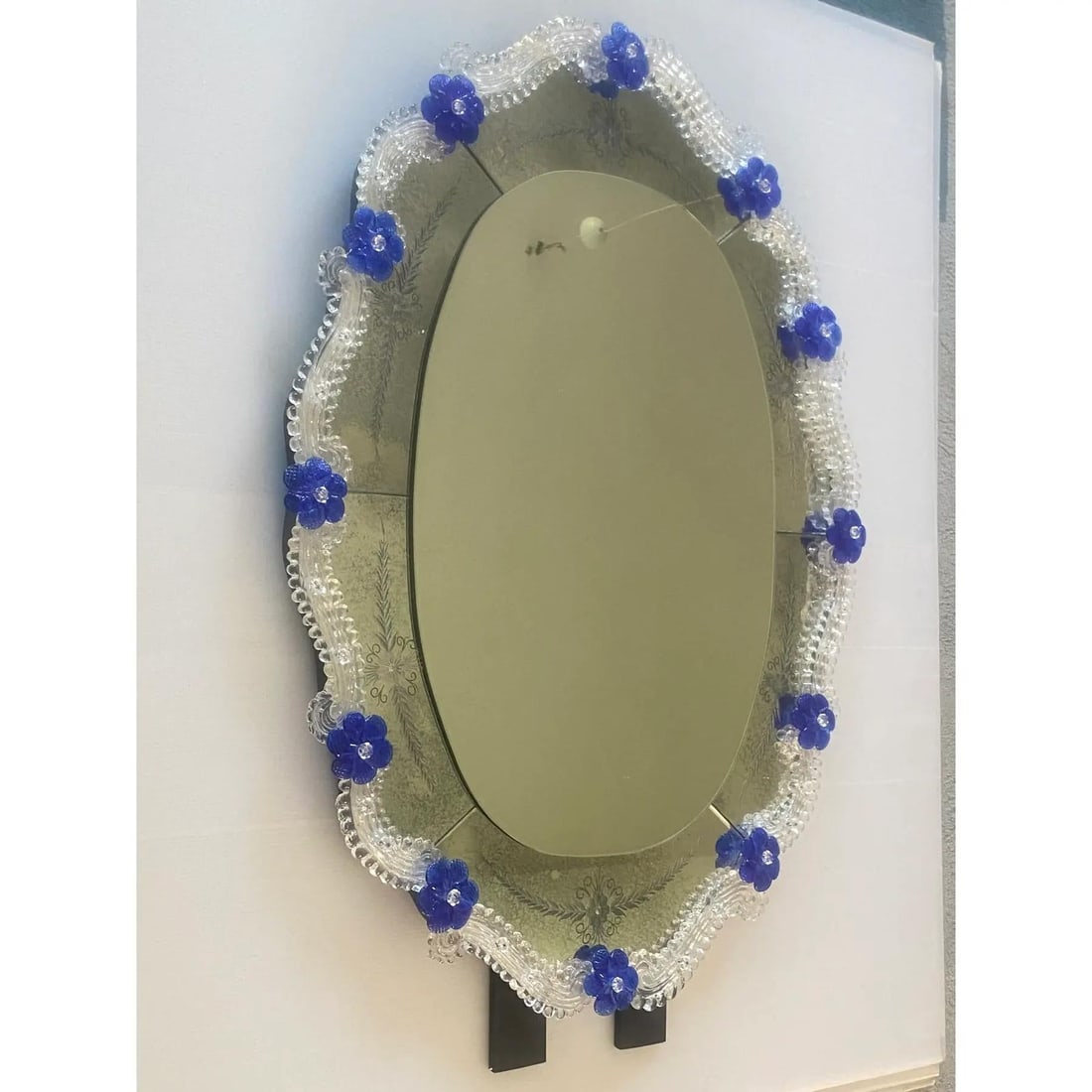 Hand-Carved Venetian Oval Mirror in Murano Glass Style, Early 21st Century - 2