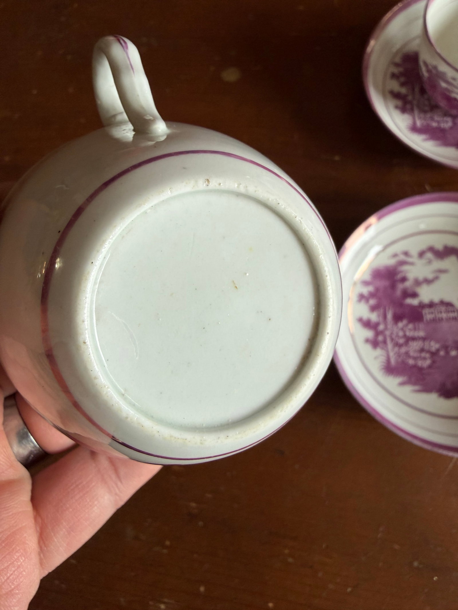 1805 Rare Antique Set of Four Pink Lustre and Bat Printed Pearlware Handled Cups and Saucers, Attrib - 8