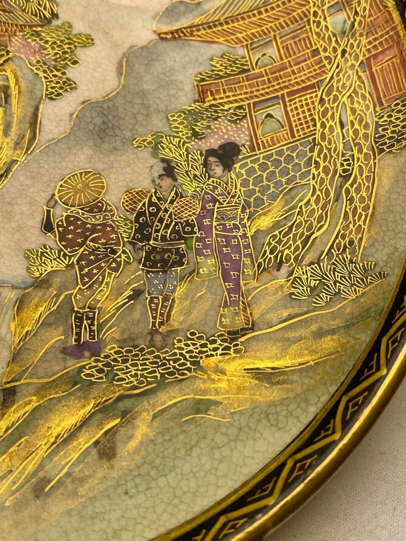 Antique Meiji Period Satsuma Gilt Landscape Plate, Signed KÅten Workshop, Circa 1890 - 6