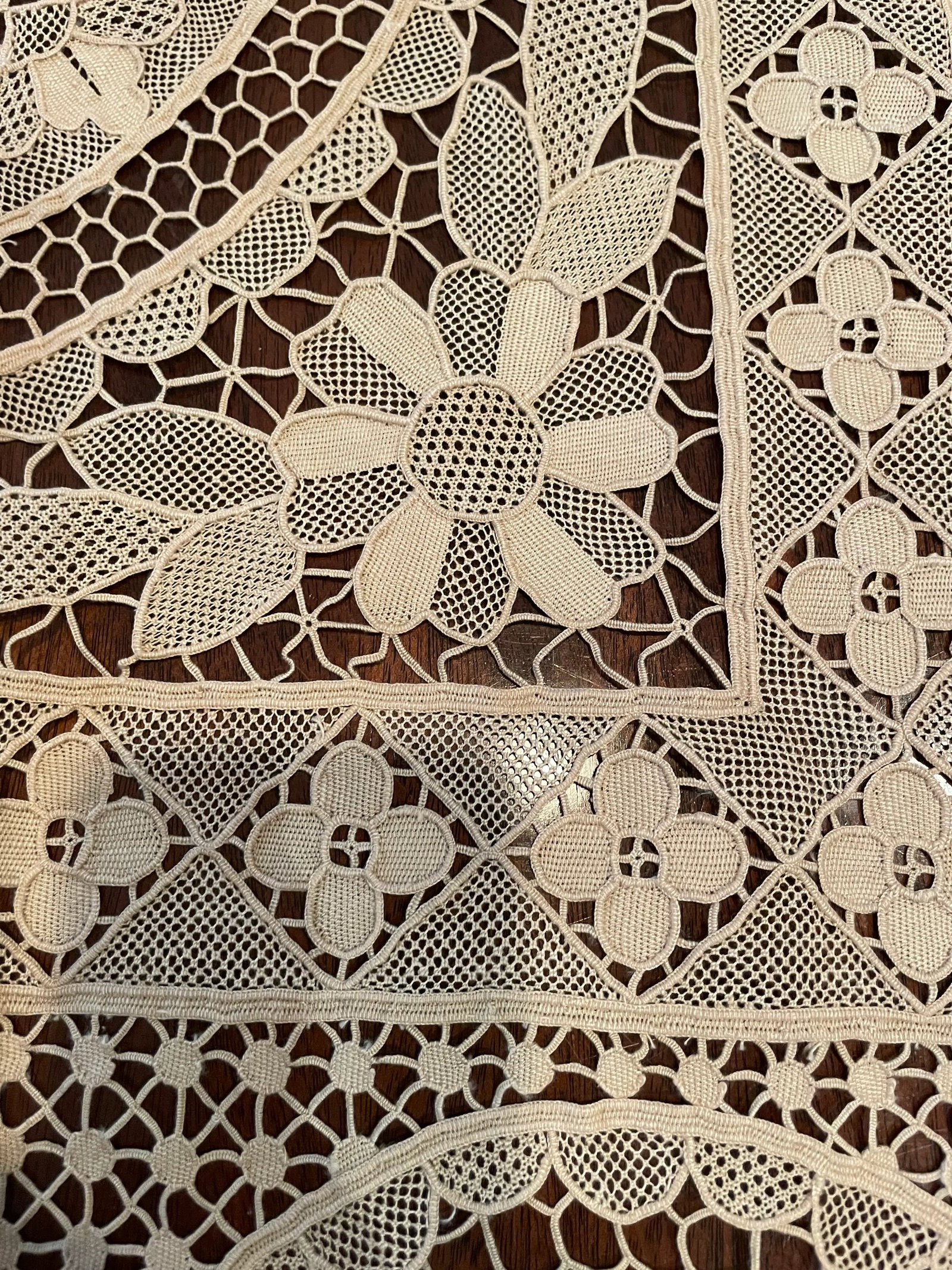 Vintage French Lace Tablecloth - 8