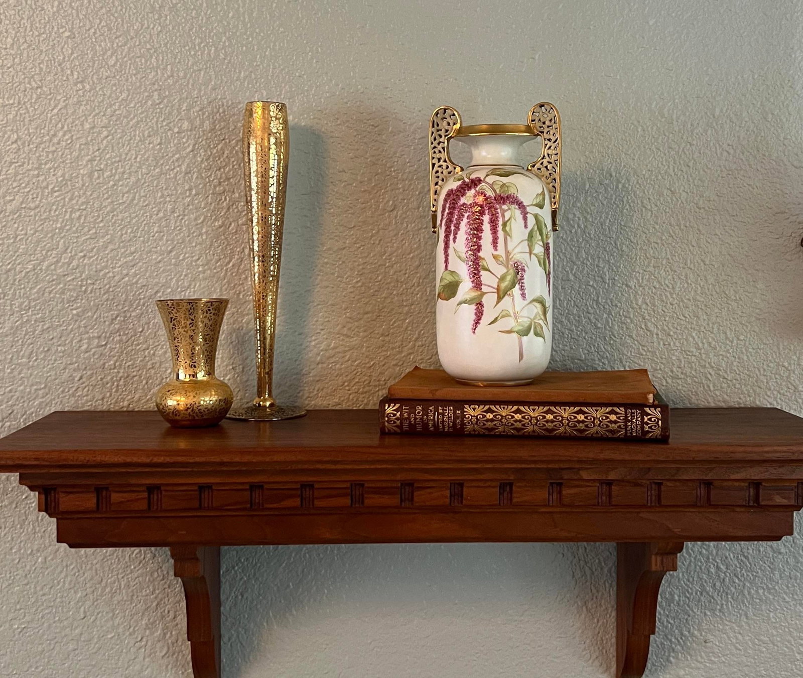 Antique Royal Worcester Blush Ivory Porcelain Twin-Handled Aesthetic Movement Vase, England c.1900 - 2