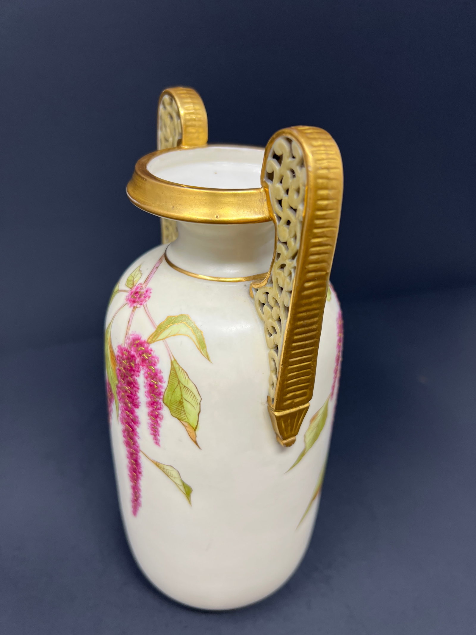 Antique Royal Worcester Blush Ivory Porcelain Twin-Handled Aesthetic Movement Vase, England c.1900 - 5