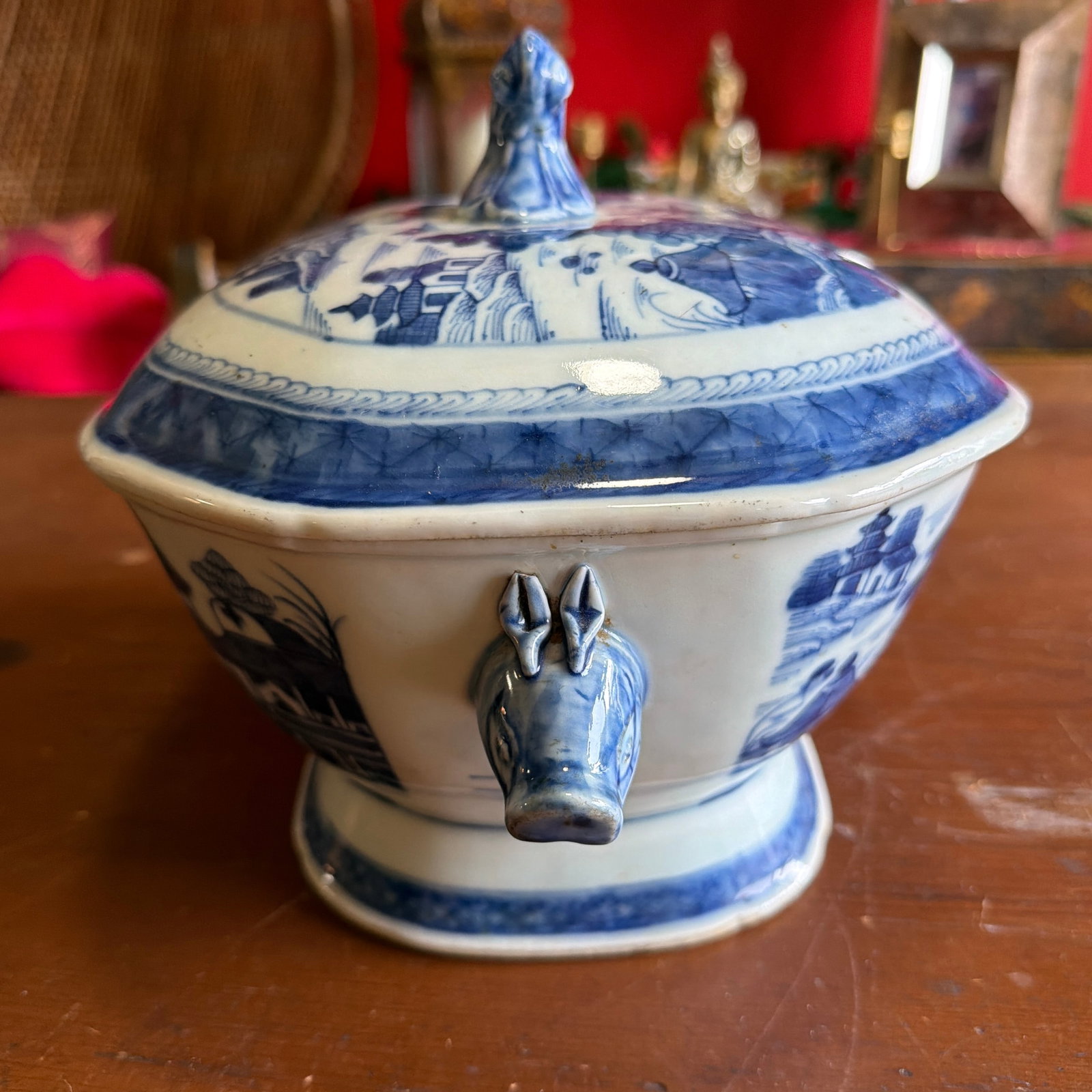 Antique Chinese Export Canton Porcelain Soup Tureen, Circa 1830's - 2