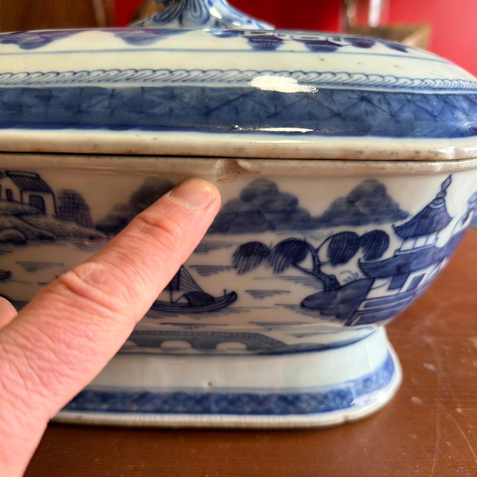 Antique Chinese Export Canton Porcelain Soup Tureen, Circa 1830's - 5