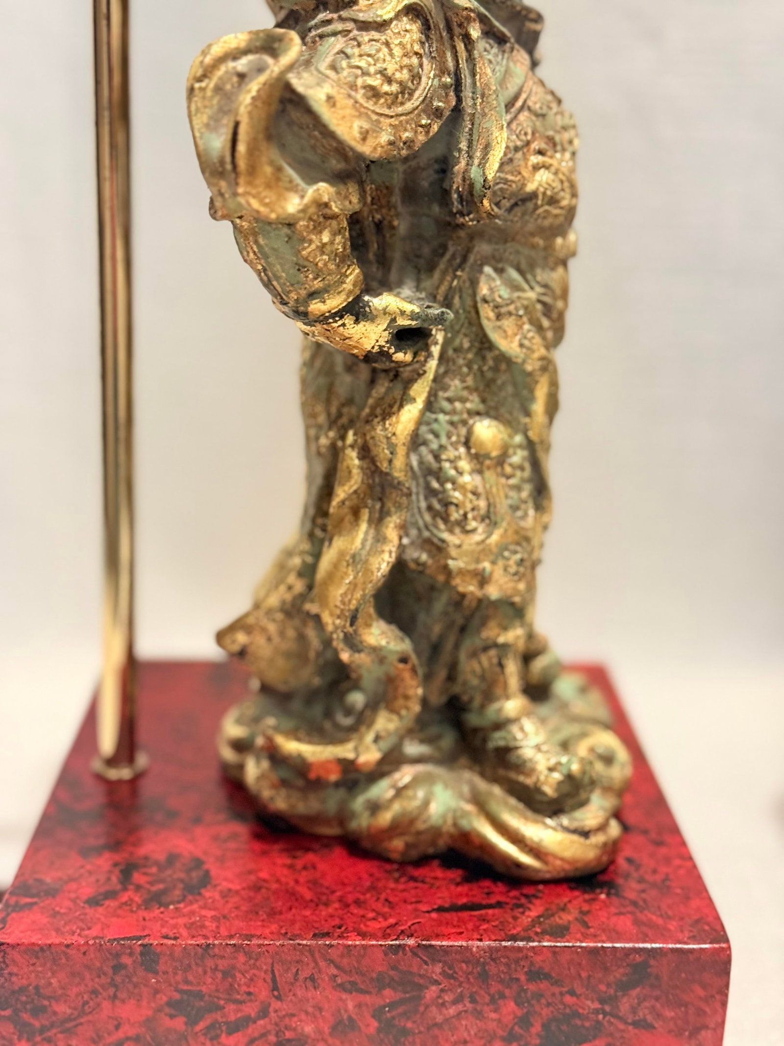 Vintage Tony Duquette Style Bespoke Parcel Gilt Guan Yu Table Lamp by Turtle & Crane -Newly Painted - 10