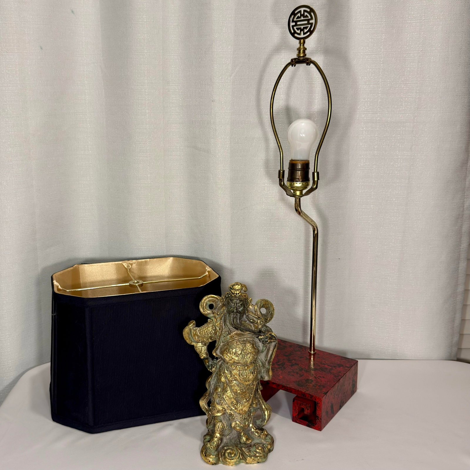 Vintage Tony Duquette Style Bespoke Parcel Gilt Guan Yu Table Lamp by Turtle & Crane -Newly Painted - 4
