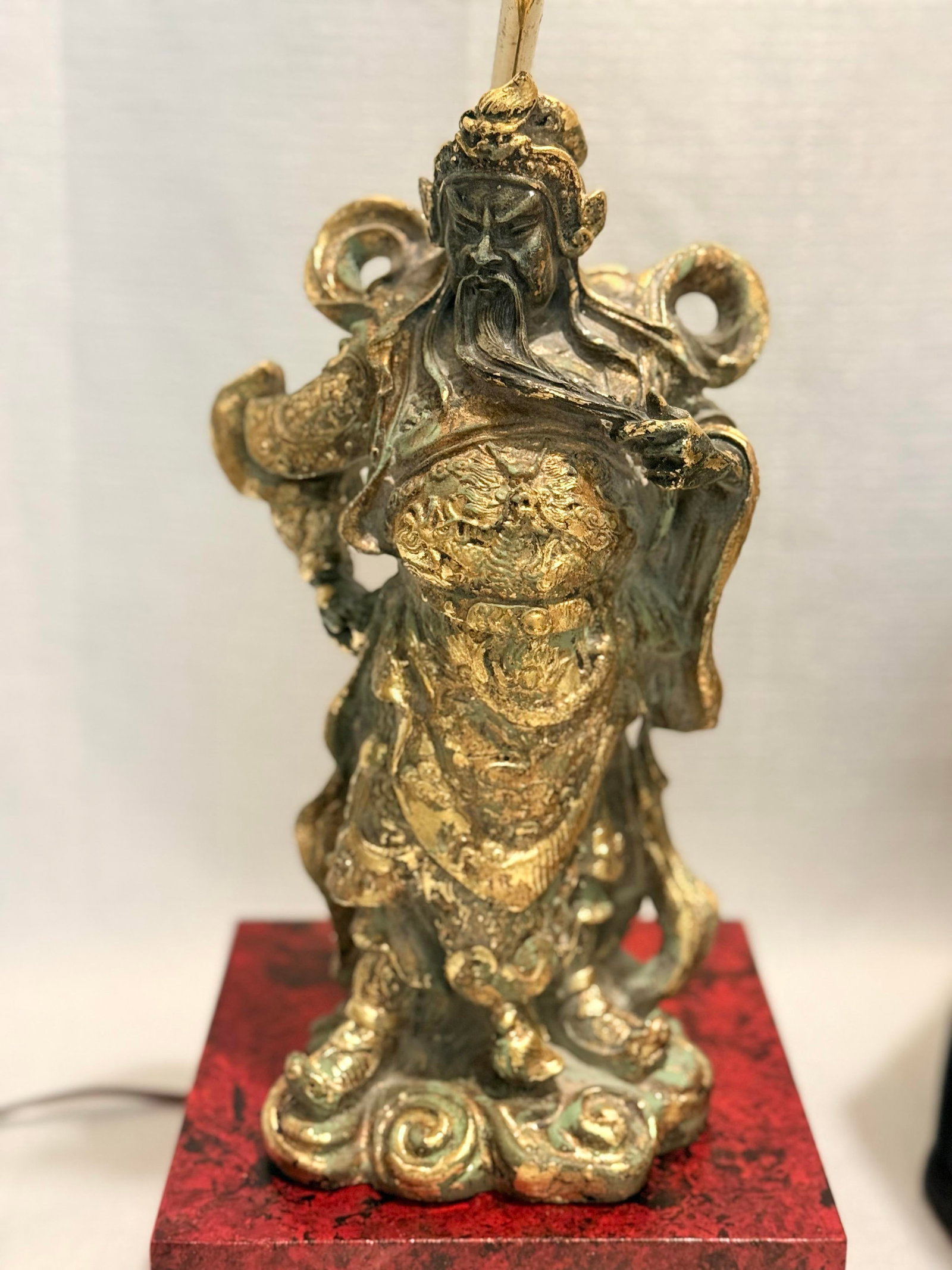Vintage Tony Duquette Style Bespoke Parcel Gilt Guan Yu Table Lamp by Turtle & Crane -Newly Painted - 7