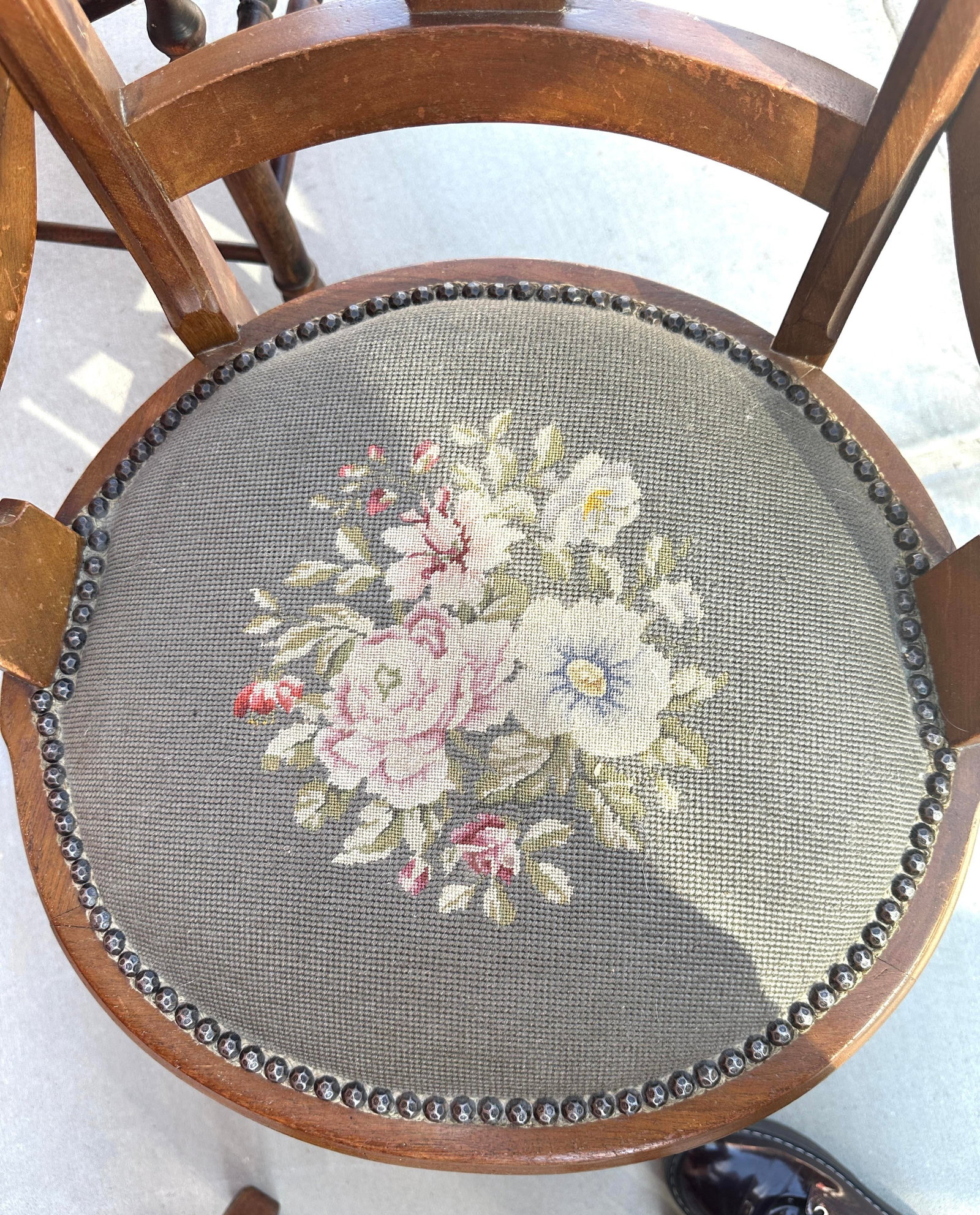 Set of 3 Antique 19th Century Needlepoint Chairs - 8
