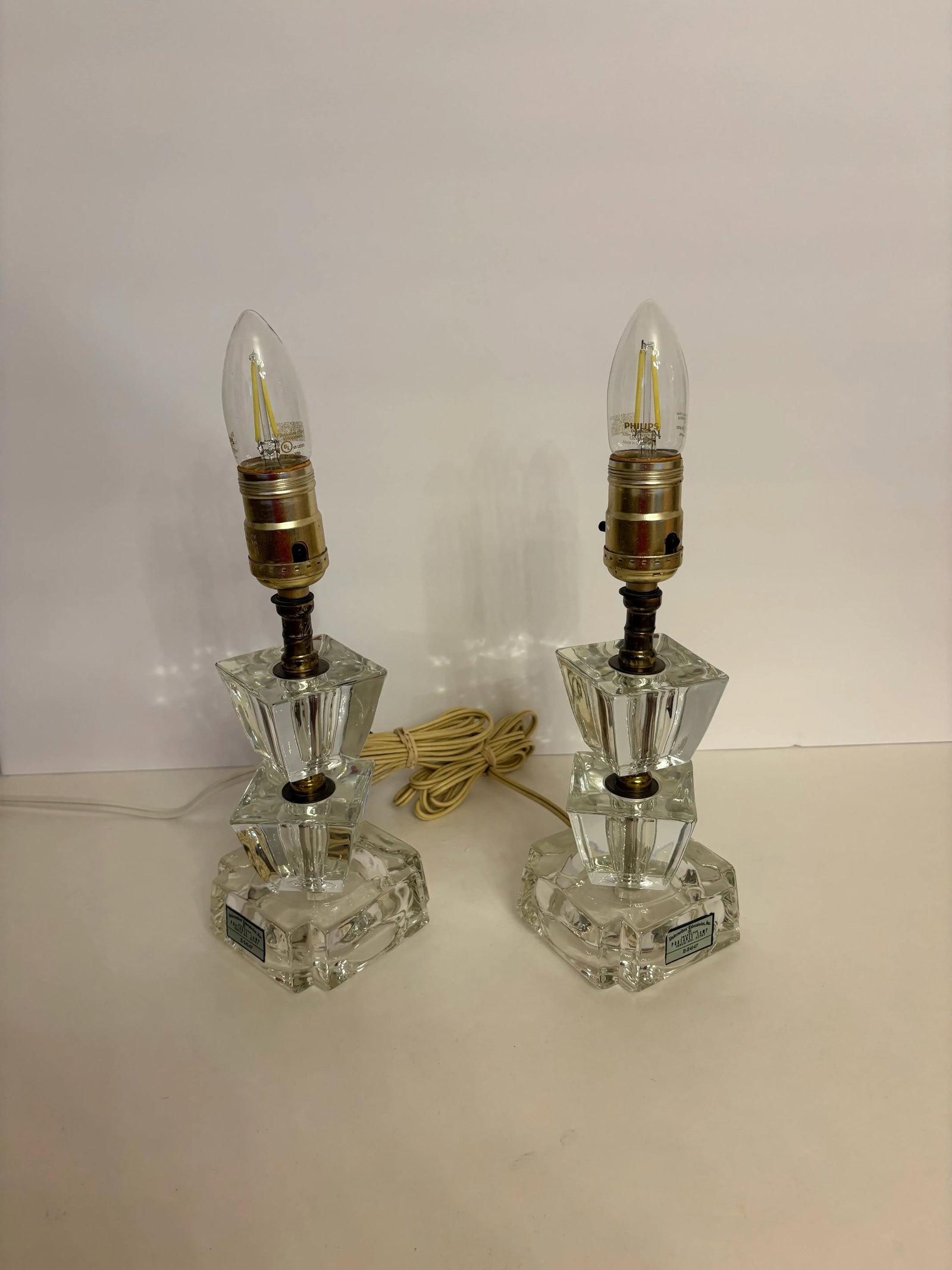 1940s Art Deco Crystal Boudoir Lamps - A Pair - 2