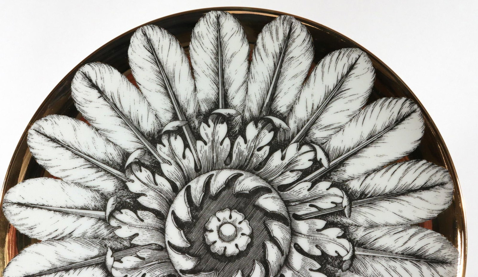 Rosoni Pattern Piero Fornasetti Porcelain Plates, a Numbered Set of Six - 9
