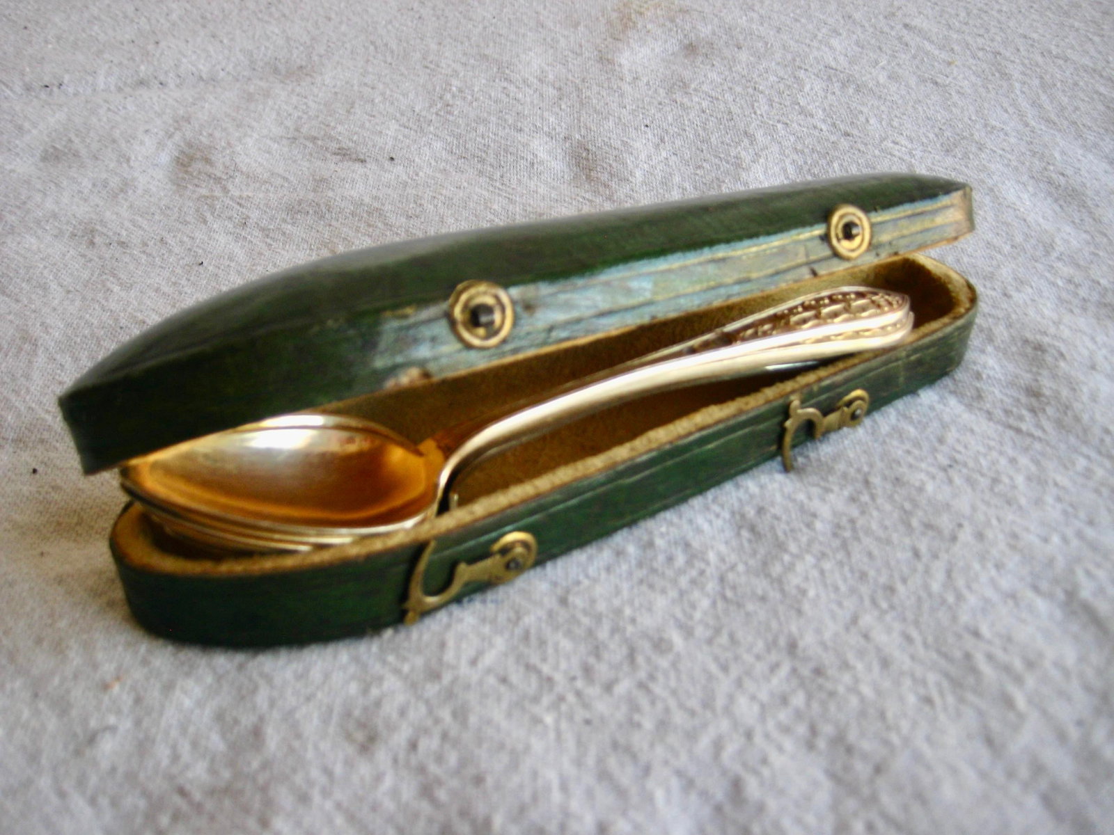 Early 19th Century French Neoclassic Style Silver-Gilt Spoon in Case - Set of 6 - 2