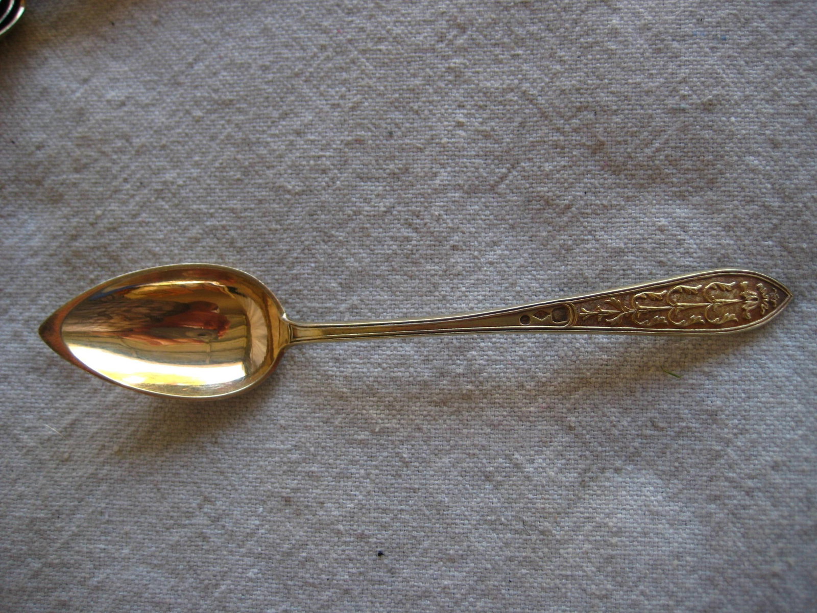 Early 19th Century French Neoclassic Style Silver-Gilt Spoon in Case - Set of 6 - 6