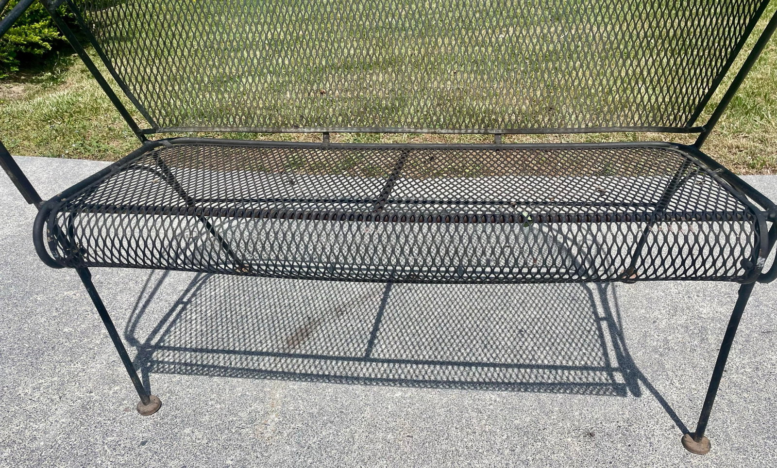 Mid 20th Century Woodard Grapevine Barrel Back Wrought Iron Bench Loveseat Grape Pattern - 6